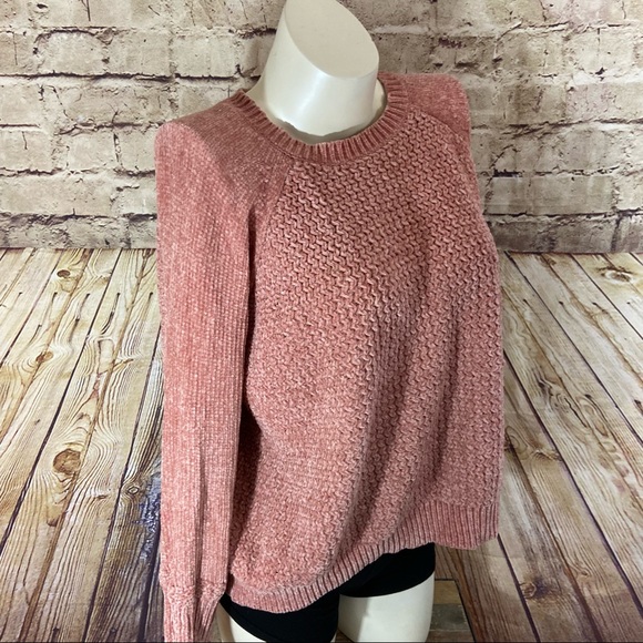a new day Sweaters - A New Day mauve long crew neck sleeve soft sweater size medium
